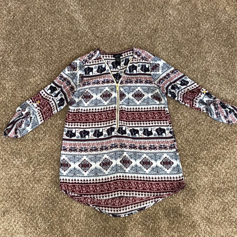 Elephant print blouse with zipper